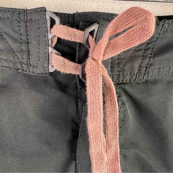 BILLABONG QUAD PLATINUM STRETCH SWIM TRUNKS. Gunmetal gray. Velcro pocket - Picture 4 of 6